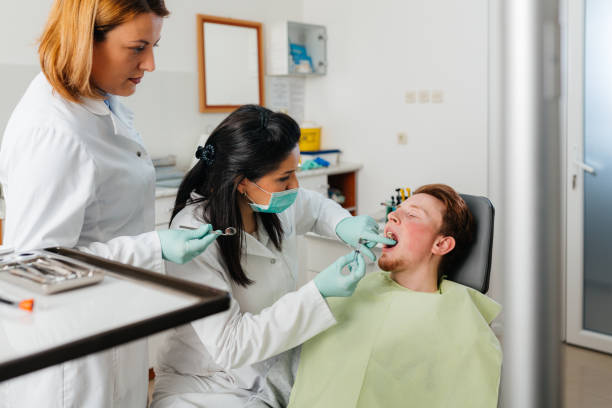 Best Emergency Dental Services for Seniors in Tawas City, MI